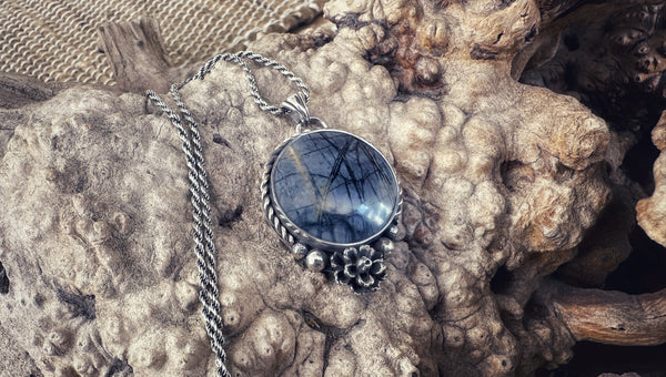 Pendants – Fortunate Wanderer